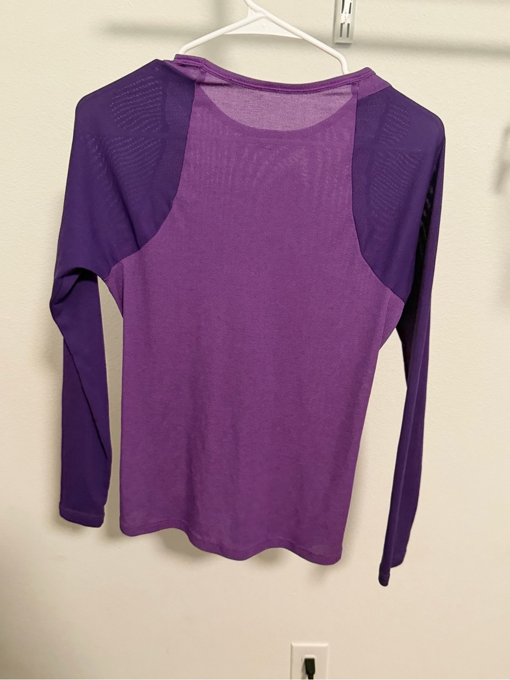 Patagonia Purple Long Sleeve Tee - Picture 4 of 4